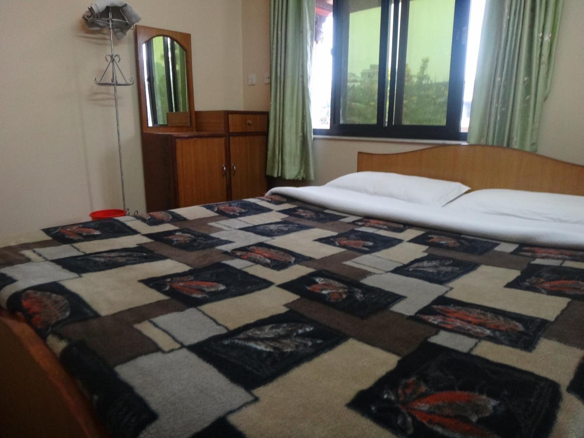 Hotel Diplomat Pokhara Kamer foto